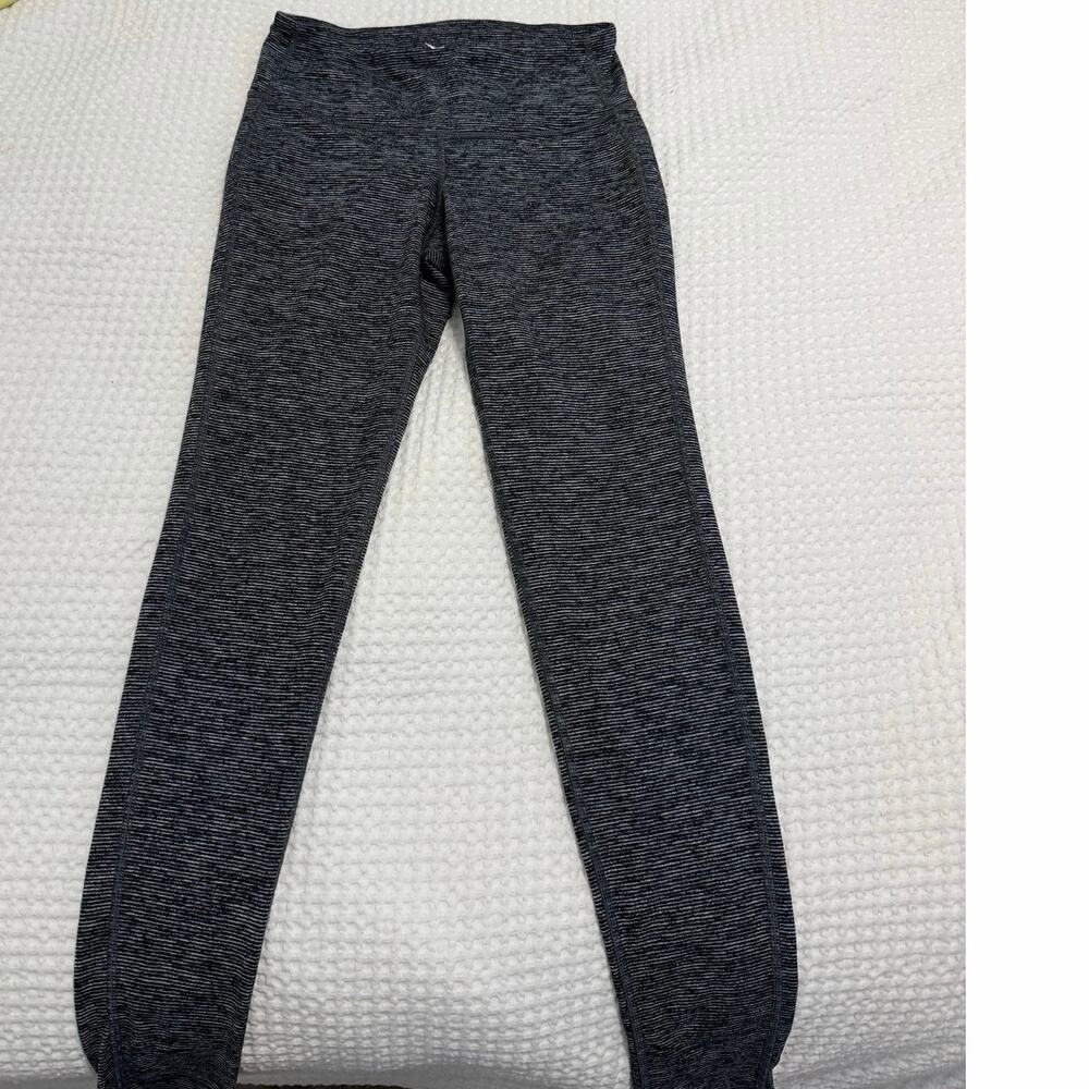 Old Navy Active Go-Dry Leggings Size Small